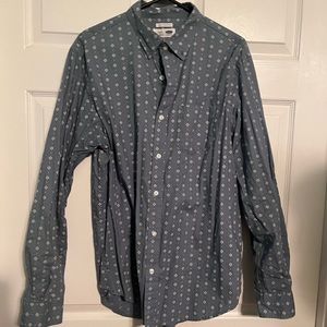 Blue Old Navy Button up